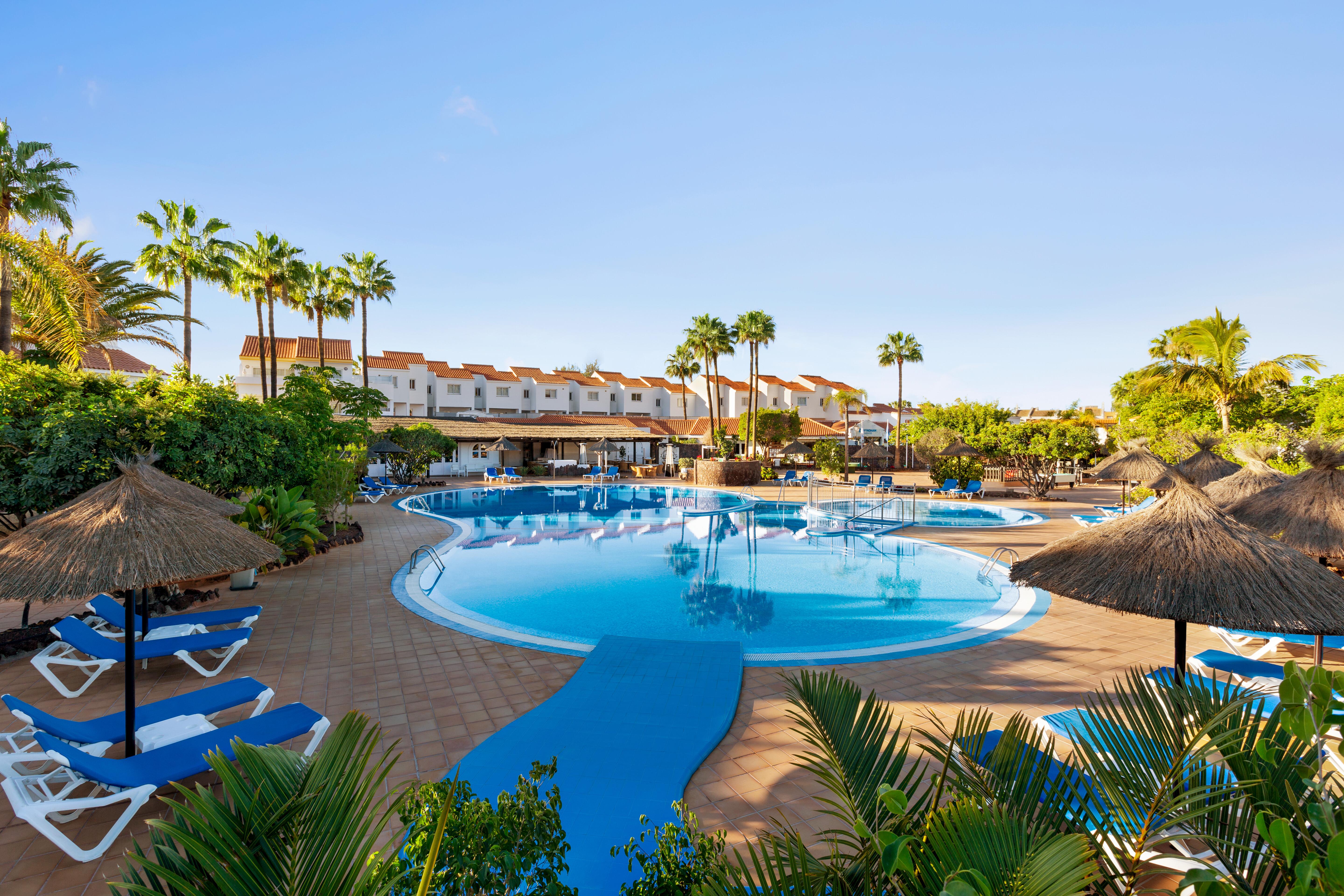 Wyndham Residences Golf Del Sur 圣米格尔德阿沃纳 外观 照片